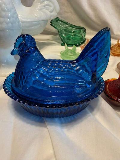 hems on a nest I have over 100 of them - Thumbnail 5