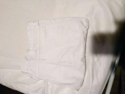 size 40 by 30 Wrangler white pants mens