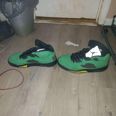 Jordan Retro 5 SE Oregon - Thumbnail 2