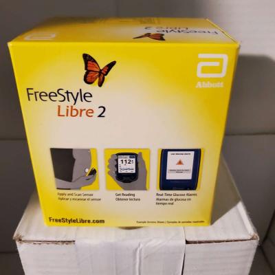 Libre 2 Reader with USB cable  power adapter New Never Used - Thumbnail 2