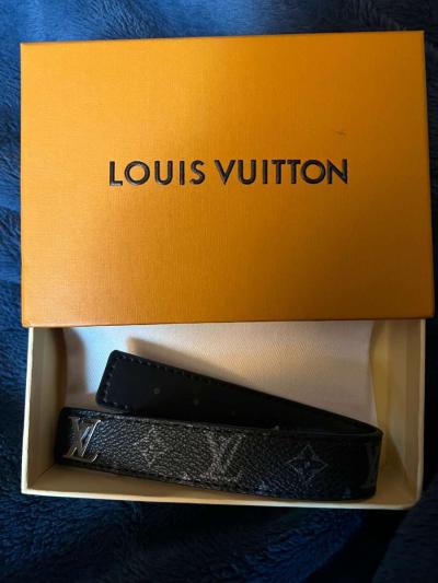 LuxuryInspired Slim Bracelet w Box  Clean  Minimal Look
