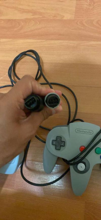 N64 controller set - Thumbnail 4