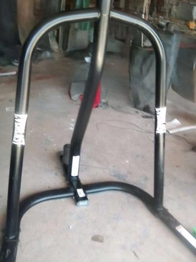 Everlast Punching Bag Equipment - Thumbnail 4