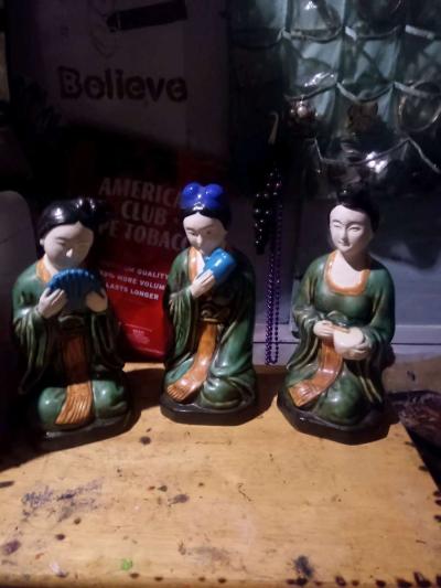 set of 3  porcelain figurines