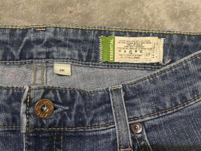 essential denim shorts - Thumbnail 3