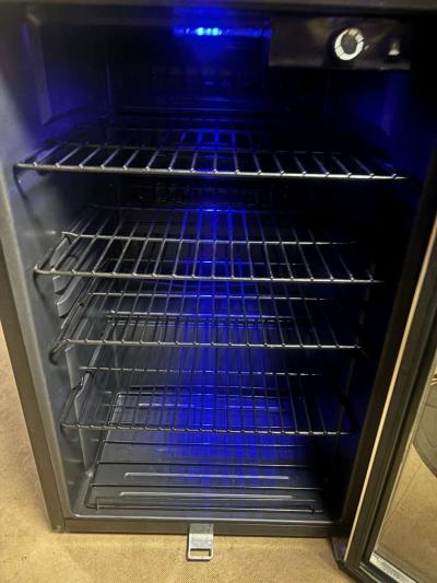 Haier Mini Fridge - Thumbnail 3