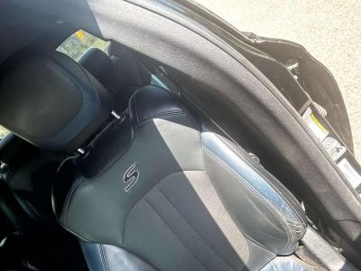 Chrysler 200 - Thumbnail 3