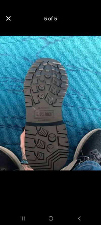size 9 Wolverine waterproof steel toe boots - Thumbnail 5