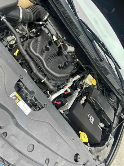 Chrysler 200 - Thumbnail 5