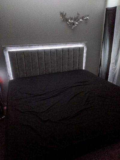 SILVER LED LIGHT BED WITH 3 SETTINGS - Thumbnail 3