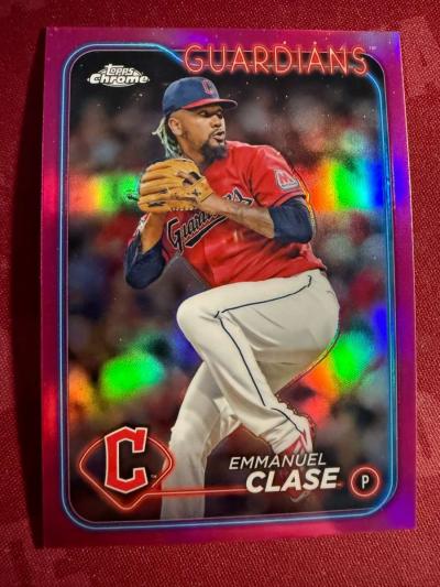 2024 Topps Chrome Emmanuel Clase 166 Pink Refractors NM - Thumbnail 1