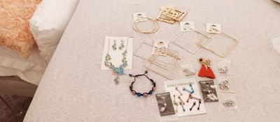 clearing out Jewelry - Thumbnail 1