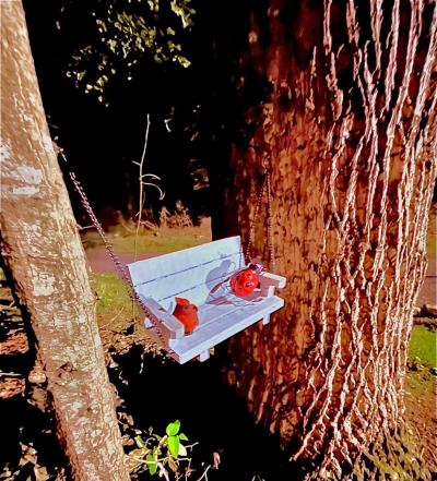 handmade mini swing decor for home and garden - Thumbnail 3