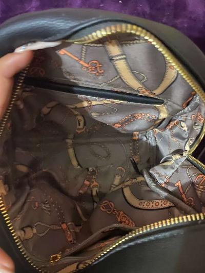 black backpack - Thumbnail 3