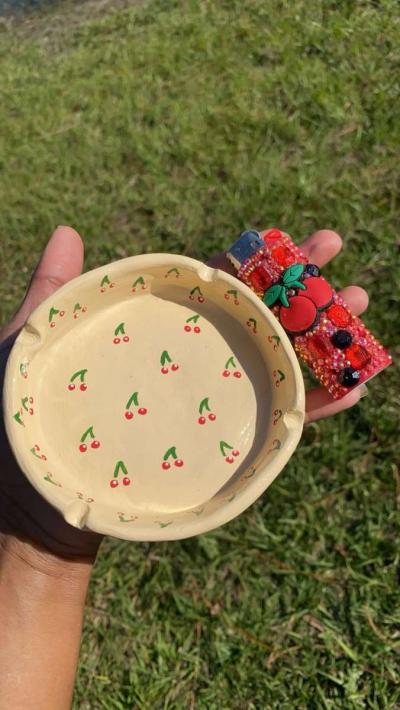 Cherry Ashtray - Thumbnail 2