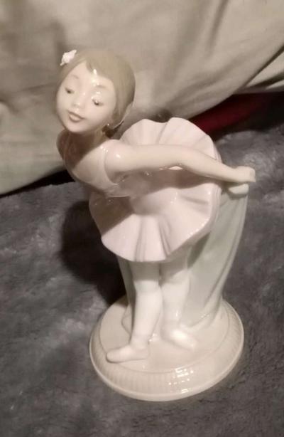 Vintage 1990s NAO Ballerina Porcelain Figurine Hand Made - Thumbnail 5