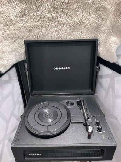 Crosley Voyager 3 Speed Portable Bluetooth Turntable Black - Thumbnail 5