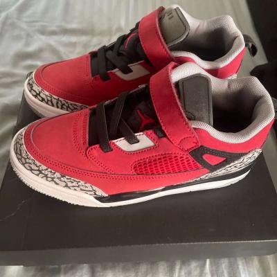 brand new jordans - Thumbnail 2