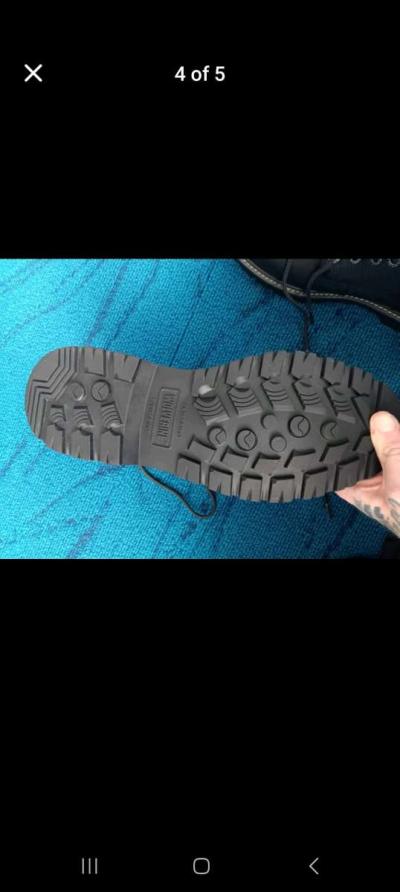 size 9 Wolverine waterproof steel toe boots - Thumbnail 4