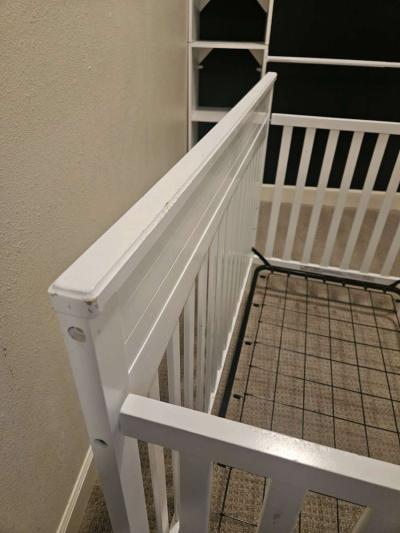 White crib - Thumbnail 3