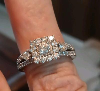 engagement ring - Thumbnail 2