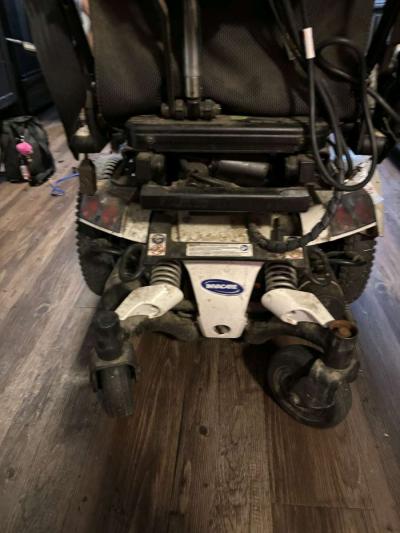 Invacare TDX SP Power Wheelchair