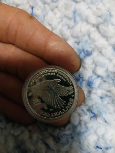 100 non circulated US mint pure Platinum coin - Thumbnail 3
