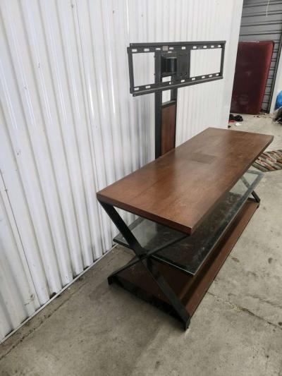 entertainment system - Thumbnail 3