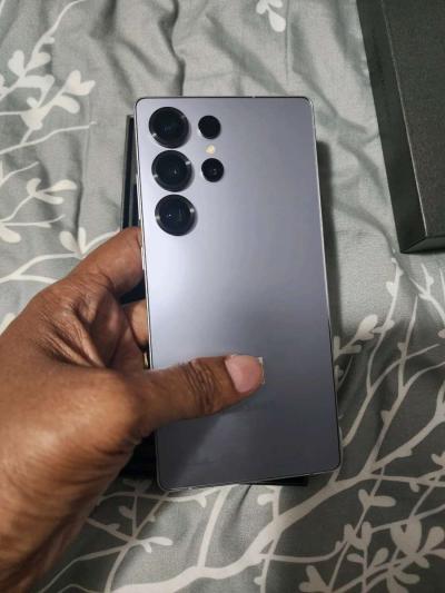 Samsung galaxy S25 Ultra TMobile Unlocked - Thumbnail 4