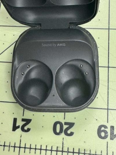 Samsung Galaxy Buds 2 Black  L Earbud Missing  Case  R Earbu - Thumbnail 6