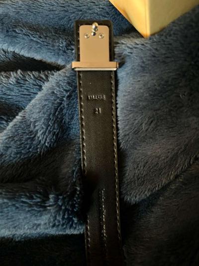 LuxuryInspired Slim Bracelet w Box  Clean  Minimal Look - Thumbnail 3