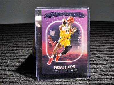 LeBron James - Thumbnail 3