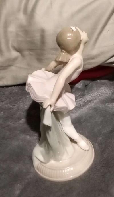 Vintage 1990s NAO Ballerina Porcelain Figurine Hand Made - Thumbnail 2