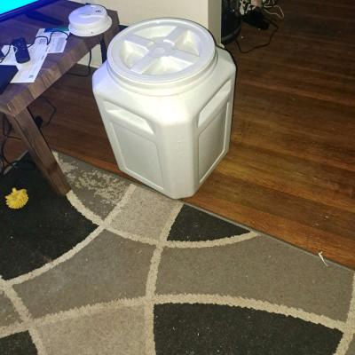 Gamma 2 Vittles pet food storage container - Thumbnail 2