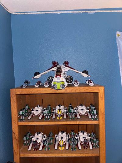 huge Lego clone army - Thumbnail 4