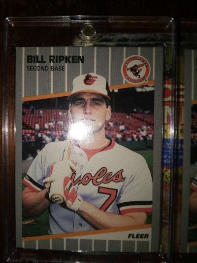 1989 Fleer Billy Ripken F Face error in mint condition - Thumbnail 2