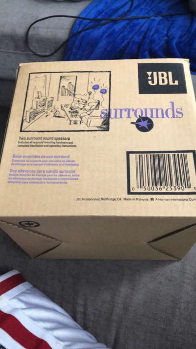 Surround speakers brand new in box - Thumbnail 4
