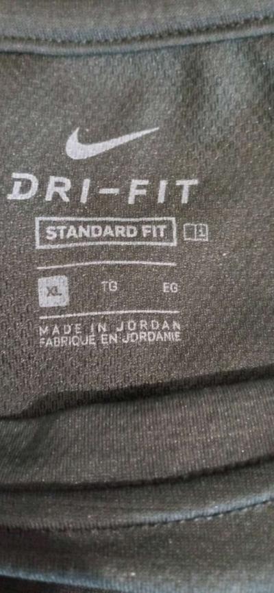 Mens Nike Short Sleeve DriFit Tshirt XL - Thumbnail 3