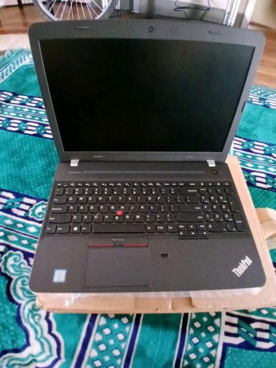 Lenovo thinkpad e560 i5 8gb ram 256GB SSD Like new - Thumbnail 6