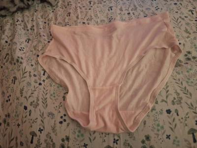 light pink underwear - Thumbnail 1