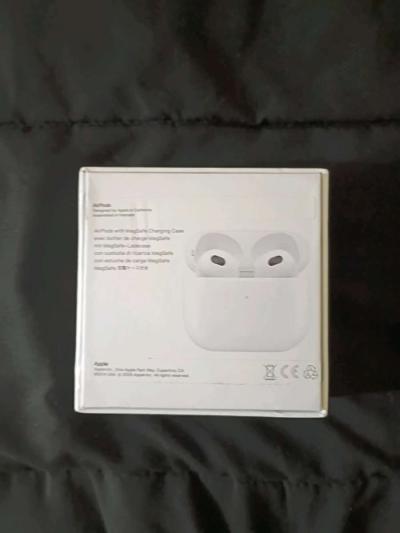 Airpods 3rd generation - Thumbnail 4