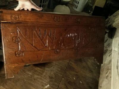 1920s Chinese hand carved compreha wooden chest - Thumbnail 5