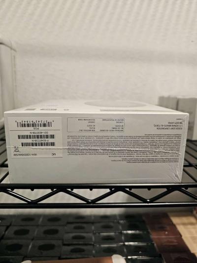 Sony Headphones - Thumbnail 3