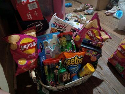 boy and girl gift baskets - Thumbnail 3