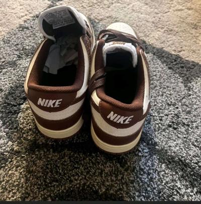 Nike Mens Chocolate Brown and white - Thumbnail 2