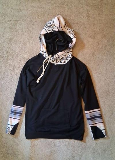 AZTEC BLACK DOUBLE HOODED HOODIE WOMENS SMALL - Thumbnail 2
