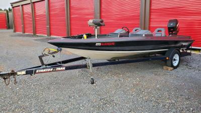 90 STRATOS BASS BOAT with 03 MERCURY XR6 150hp - Thumbnail 2