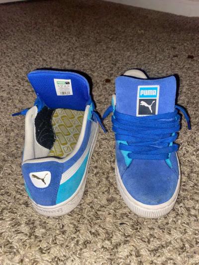 Puma shoes - Thumbnail 1