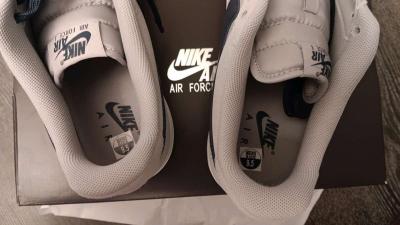 Nike Air Force 1 - Thumbnail 5