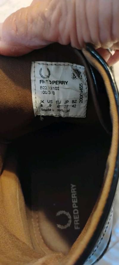 Fred Perry Boots - Thumbnail 2
